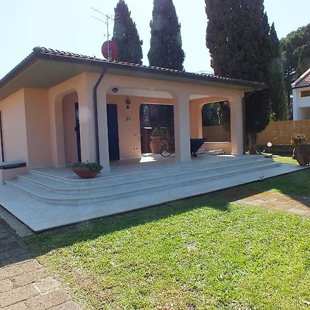 Etrusca Villa Marina di Campo